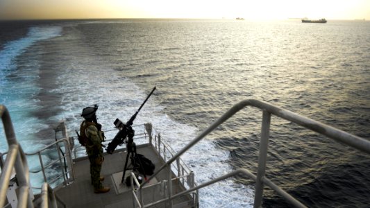 USNS Spearhead pulls into Dakar, Senegal. (16433807701)