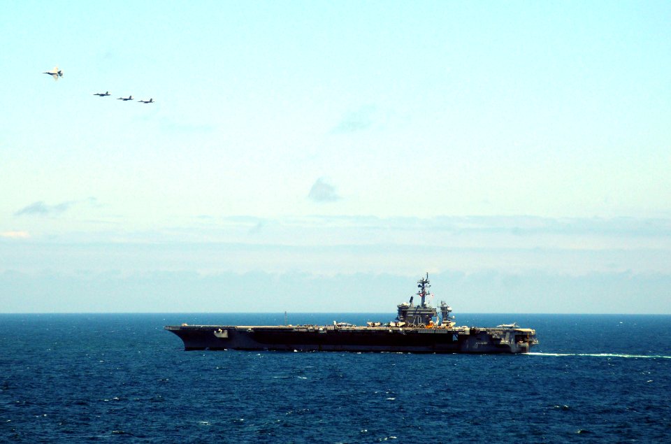 US Navy 100327-N-0808V-131 F-A-18 Super Hornets flight demonstration for Peruvian guests visit aboard the aircraft carrier USS Carl Vinson (CVN 70)