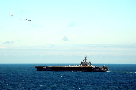 US Navy 100327-N-0808V-131 F-A-18 Super Hornets flight demonstration for Peruvian guests visit aboard the aircraft carrier USS Carl Vinson (CVN 70)