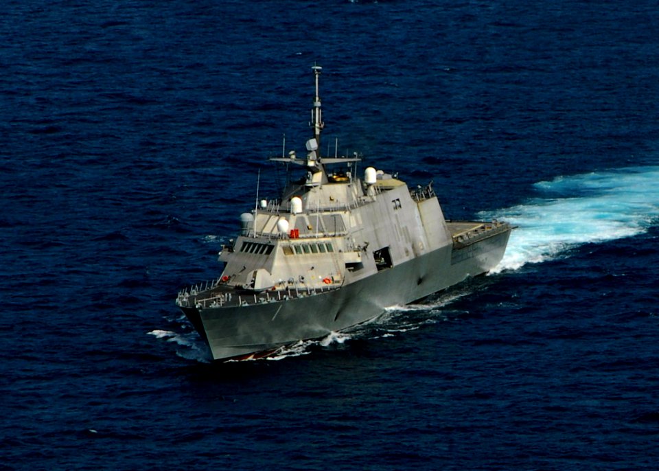 US Navy 100330-N-7058E-253 USS Freedom (LCS 1) conducts joint counter-illicit trafficking operations with the guided-missile frigate USS McInerney (FFG 8) in the U.S. 4th Fleet area of responsibility