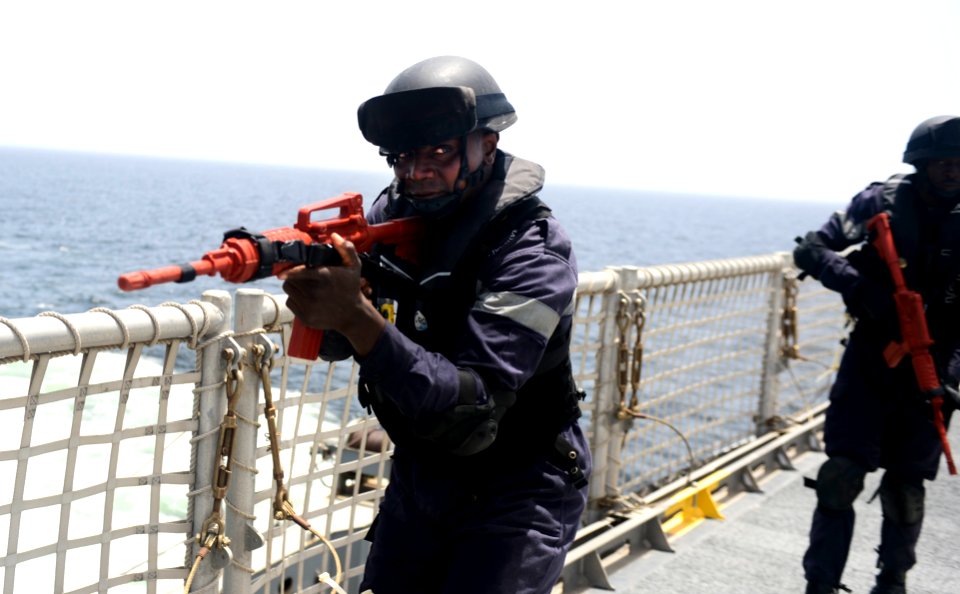 USNS Spearhead (JHSV-1) 150424-N-RB579-159