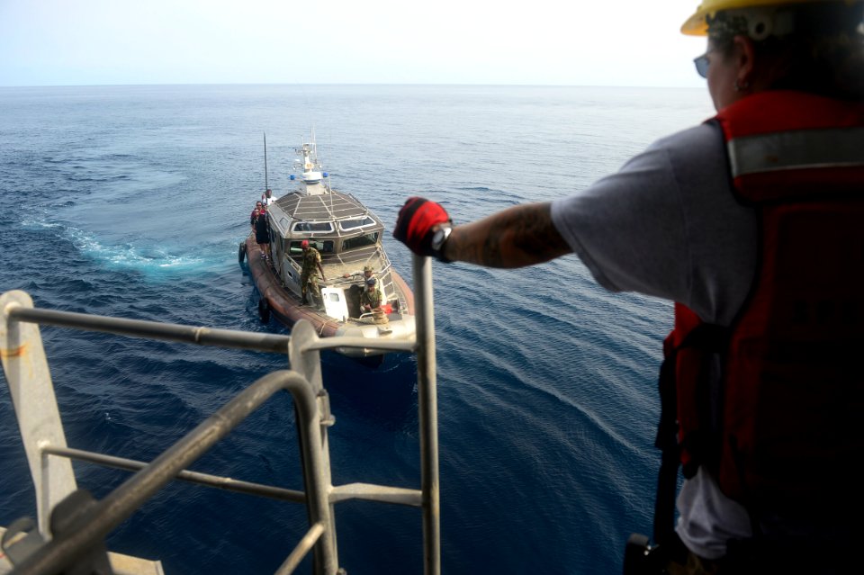 USNS Spearhead (JHSV-1) 150301-N-RB579-099