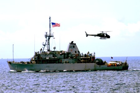 US Navy 100402-N-6617H-103 The mine countermeasures ship USS Patriot (MCM 7) departs Lumut, Malaysia
