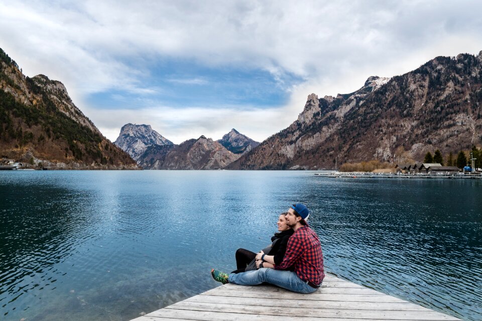 Girl guy mountains photo