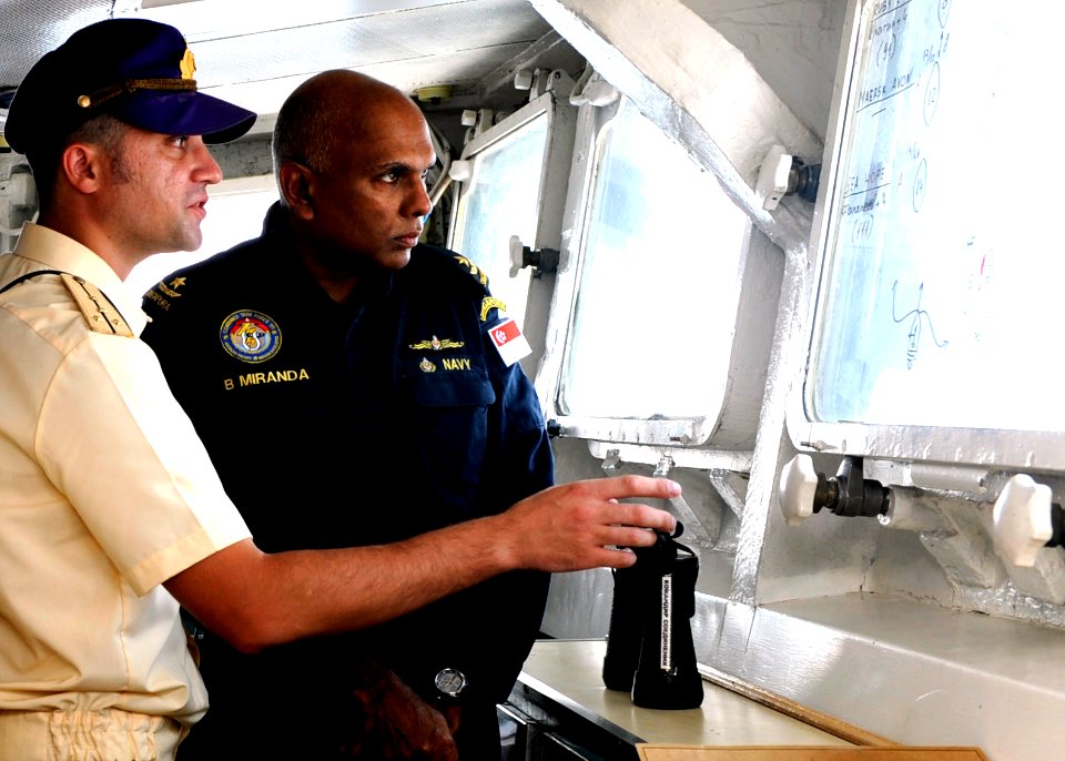 US Navy 100407-N-8959T-081 ingapore navy Rear Adm. Bernard Miranda tours the Russian navy Udaloy-class destroyer RFS Marshal Shaposhnikov (BPK 543)