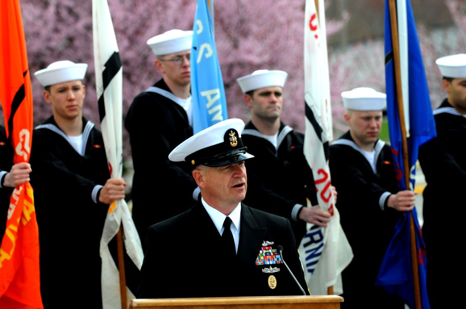 US Navy 100410-N-9818V-214 Master Chief Petty Officer of the Navy (MCPON) Rick West delivers remarks during a memorial service