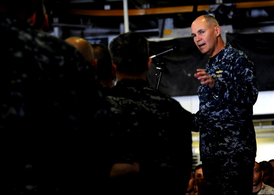 US Navy 100420-N-7948R-090 Vice Adm. Richard H. Hunt, commander of U.S. 3rd Fleet, speaks to Sailors and Marines during an all-hands call aboard the amphibious assault ship USS Peleliu (LHA 5)