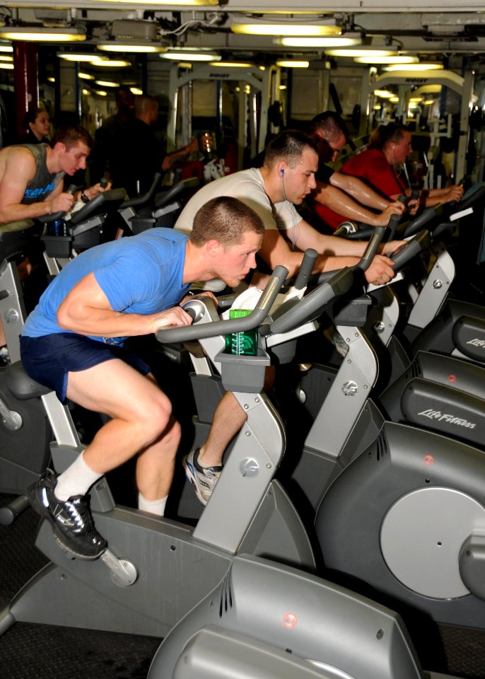 US Navy 100418-N-8936G-005 Sailors and Marines participate in an Iron Gator challenge aboard the amphibious assault ship USS Nassau (LHA 4)
