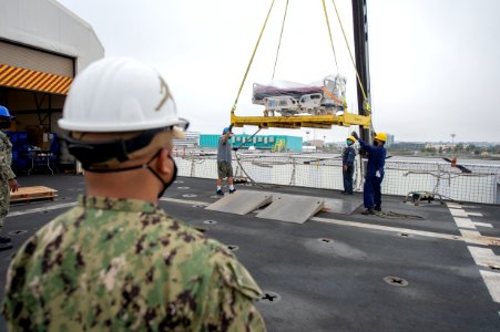 USNS Mercy Sailors Transport Hospital Beds (49830812451)