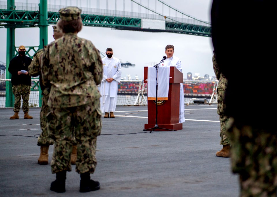USNS Mercy Sailors Observe Easter Sunrise Service (49770245043)