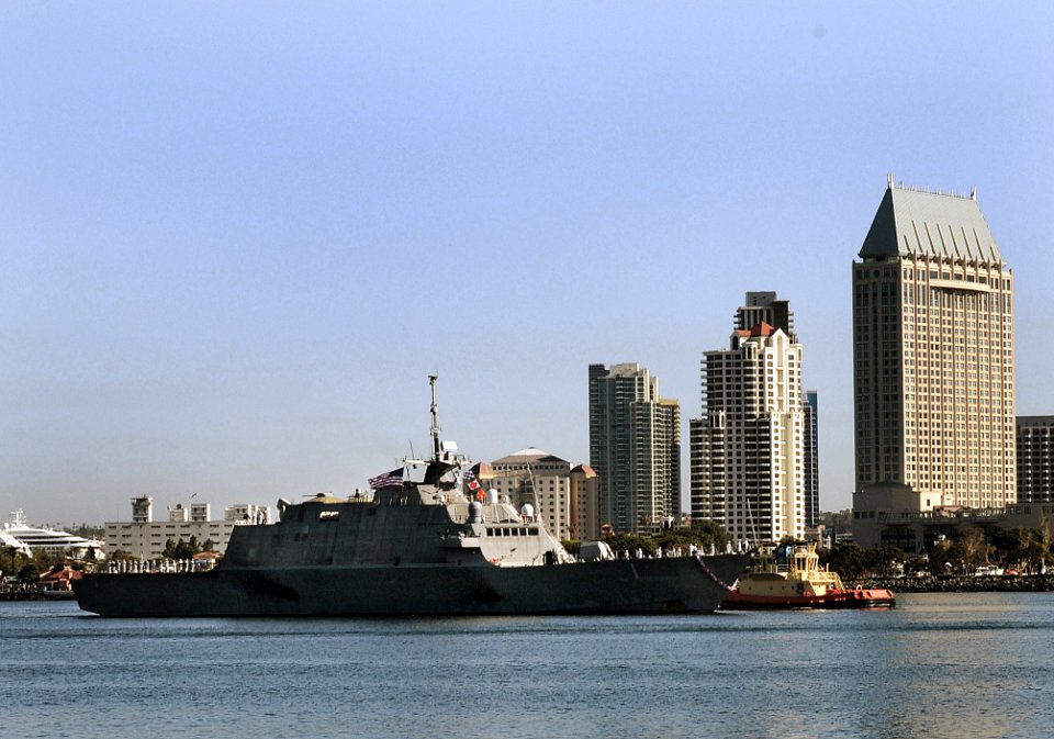 US Navy 100423-N-2259P-005 The littoral combat ship USS Freedom (LCS 1) arrives in San Diego Harbor as she completes her maiden deployment
