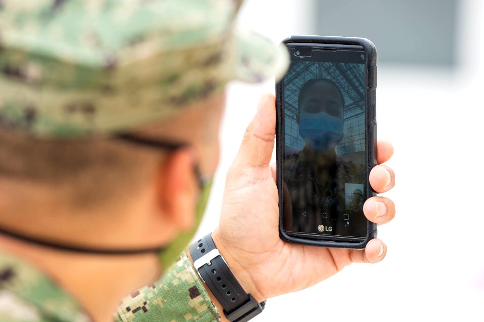 USNS Mercy Sailor Connects With Sister (49830687256)