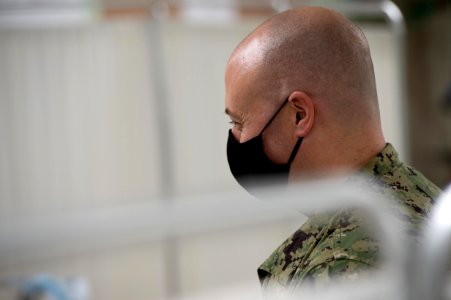 USNS Mercy Religious Program Specialist and Chaplain Makes Rounds (49826998181)