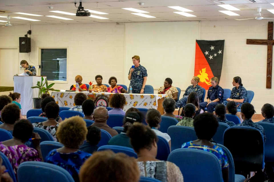 USNS Mercy participates in a women's leadership symposium in Rabaul, Papua New Guinea During Pacific Partnership 2015 150709-N-UQ938-302