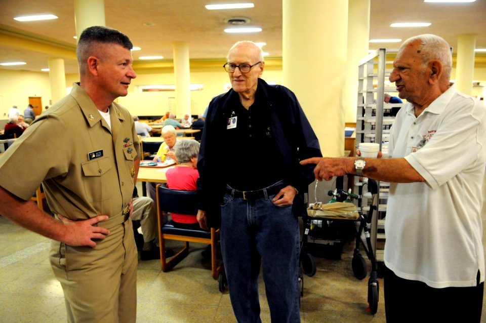 US Navy 100421-N-9818V-311 Master Chief Petty Officer of the Navy (MCPON) Rick West meets with residents at the Armed Forces Retirement Home, Washington campus