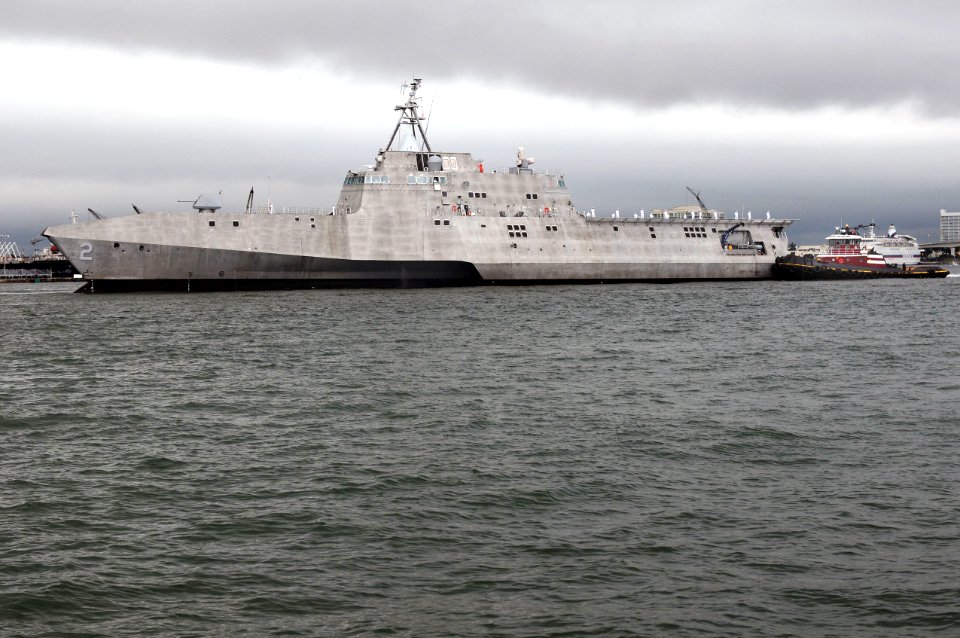 US Navy 100426-N-1522S-013 The littoral combat ship USS Independence (LCS 2) enters Port Everglades for the start of Fleet Week Port Everglades