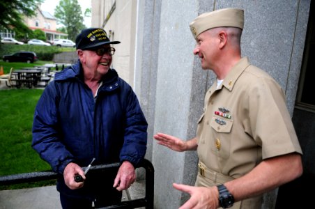 US Navy 100421-N-9818V-347 Master Chief Petty Officer of the Navy (MCPON) Rick West meets with residents at the Armed Forces Retirement Home, Washington campus photo