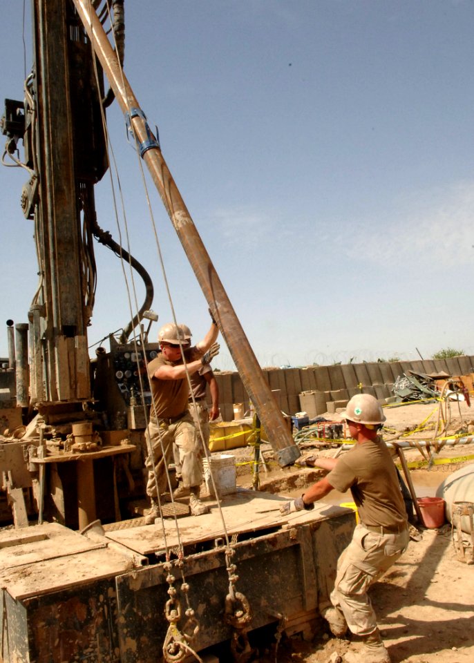 US Navy 100427-N-8816D-110 Seabees assigned to the water well detachment of Naval Mobile Construction Battalion (NMCB) 133