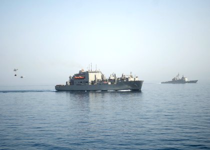 USNS Medgar Evers conducts a vertical replenishment. (8653262374)