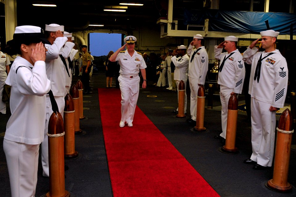US Navy 100430-N-8273J-342 Adm. Gary Roughead departs USS Iwo Jima (LHD 7)