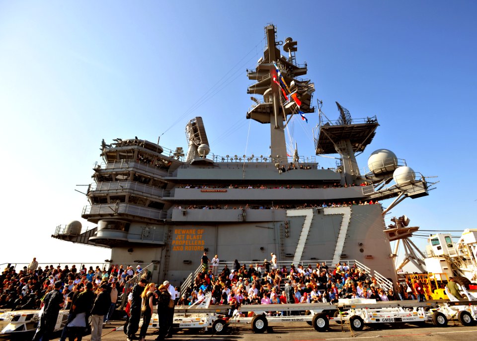 US Navy 100501-N-8446A-084 More than 7,000 Sailors and their guests tour the flight deck of USS George H.W. Bush (CVN 77) during a Friends and Family Day