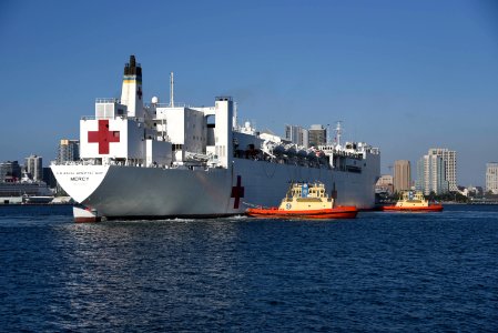 USNS Mercy Arrives in San Diego 200515-N-ZQ216-1159 (49912763863) photo