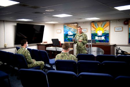 USNS Comfort (T-AH 20) observes Easter Sunday (49770007668)