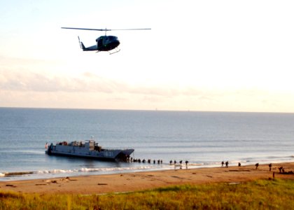 US Navy 100507-N-8539M-035 U.S. Marines and Bruneian Landing Force soldiers and U.S. Marines disembark a landing craft unit