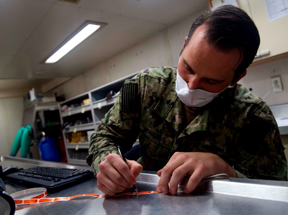 USNS Comfort Pharmacy Distributes Patient Medication (49770049678)