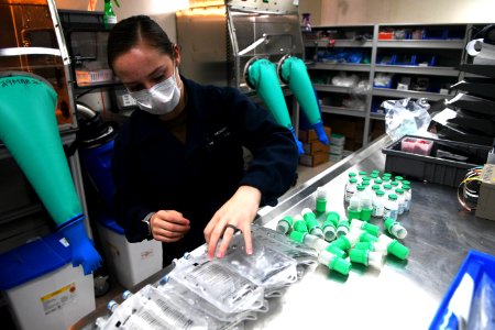 USNS Comfort Pharmacy Distributes Patient Medication (49770907857)