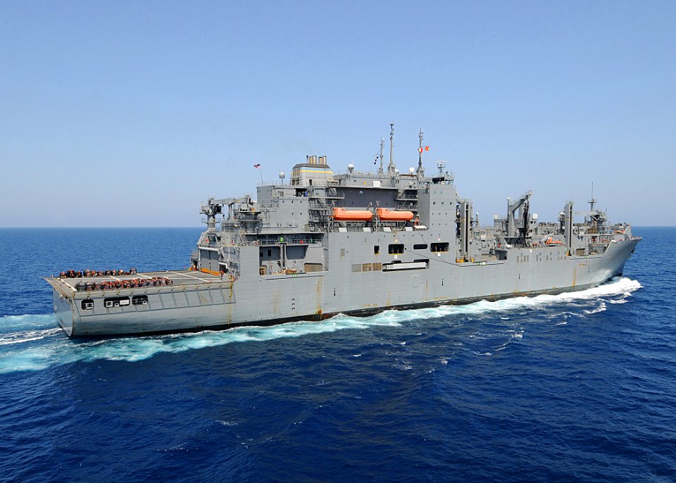 US Navy 100509-N-1082Z-003 The Military Sealift Command dry cargo and ammunition ship USNS Robert E. Peary (T-AKE 5) pulls alongside the amphibious dock landing ship USS Ashland (LSD 48)