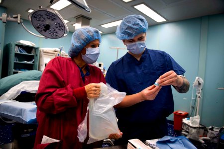 USNS Comfort (T-AH 20) Performs Surgery (49803008251) photo