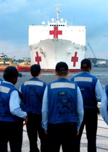 USNS Comfort photo