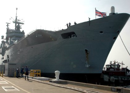 US Navy 100514-N-9806M-030 The Royal Navy Invincible-class light aircraft carrier HMS Ark Royal (RO7) arrives at Naval Station Norfolk