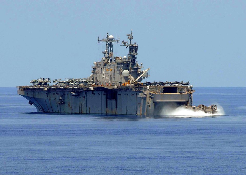 US Navy 100521-N-1082Z-018 Landing Craft Air Cushion (LCAC) 77 transports personnel and equipment from USS Ashland (LSD 48)