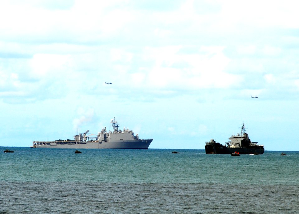 US Navy 100520-N-0995C-088 The amphibious dock landing ship USS Tortuga (LSD 46) and the Royal Thai Navy medium landing ship HTMS Surin (LST 722) launch amphibious assault vehicles for a beach landing