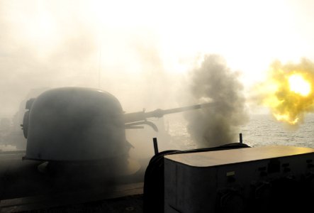 US Navy 100522-N-9301W-522 The MK-76 gun aboard the guided-missile frigate USS Klakring (FFG 42)