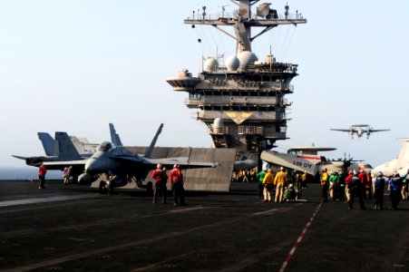US Navy 100527-N-6604E-042 An F-A-18C Hornet assigned to the Rampagers of Strike Fighter Squadron (VFA) 83 prepares