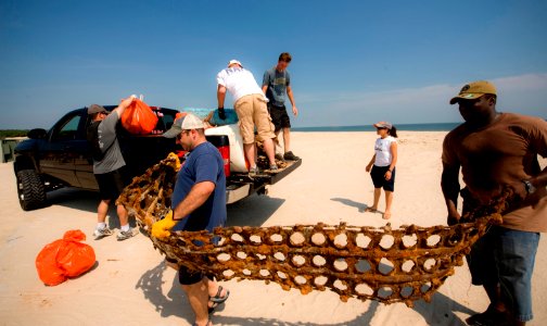 US Navy 100605-N-7874H-174 Sailors participate in
