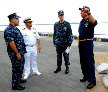 US Navy 100606-N-9643W-696 Southern Partnership Station 2010 leadership meet with a member of the Nicaraguan military shortly after the arrival of High Speed Vessel Swift (HSV 2) into Corinto Port