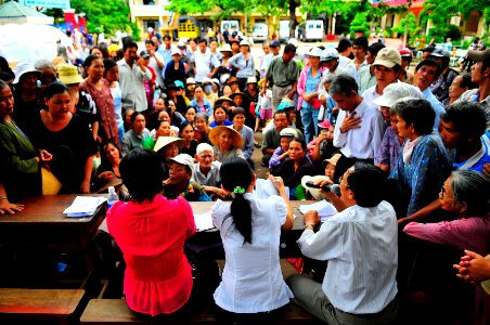 US Navy 100607-N-6597H-128 Vietnamese citizens wait to see medical personnel embarked aboard the Military Sealift Command hospital ship USNS Mercy (T-AH 19) during a medical civic action program at Hai Cong School
