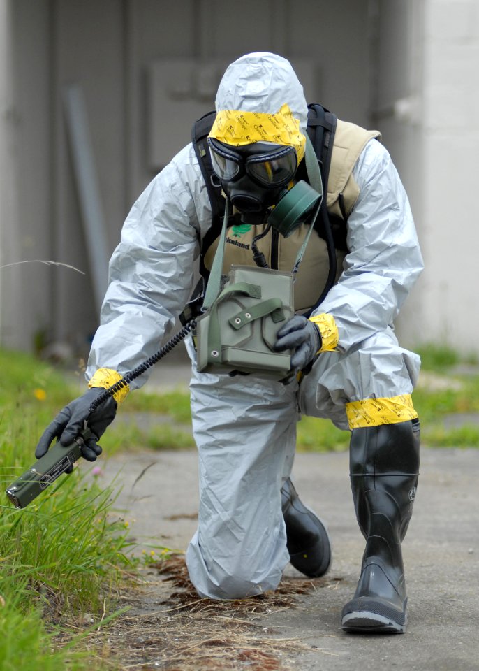 US Navy 100608-N-9520G-002 erry Jeffries, a member of the Federal Emergency Management Agency (FEMA), Mobile Emergency Response Support (MERS) based in Fredrick, Md