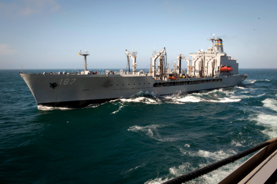 US Navy 100610-N-5319A-212 The amphibious transport dock ship USS New Orleans pulls alongside the Military Sealift Command fleet replenishment oiler