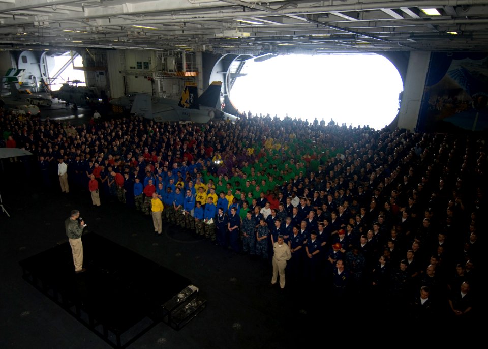 US Navy 100615-N-2013O-001 Capt. David Lausman addresses the crew during an all hands call
