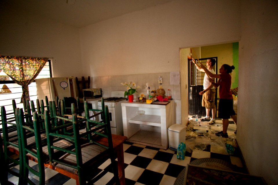 US Navy 100617-N-5319A-066 Sailors and Marines assigned to the amphibious transport dock ship USS New Orleans (LPD 18) paint an orphanage in Manzanillo, Mexico