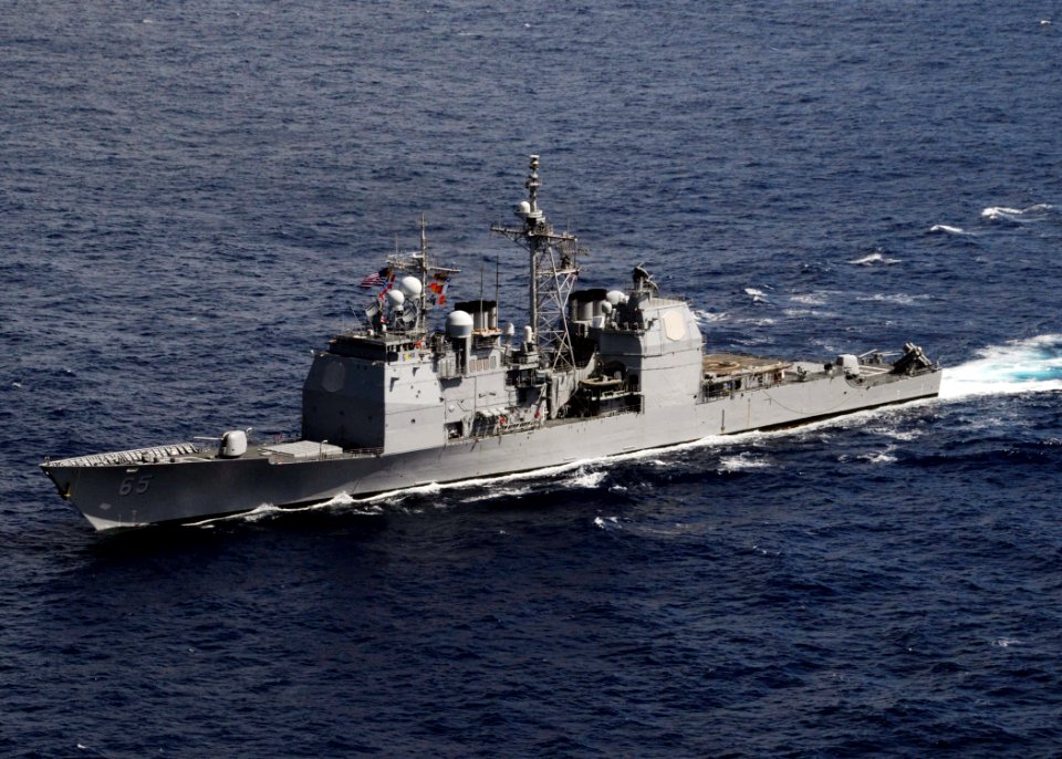 US Navy 100619-N-3327M-273 The guided-missile cruiser USS Chosin (CG 65) is underway to Pearl Harbor to participate in Rim of the Pacific (RIMPAC)