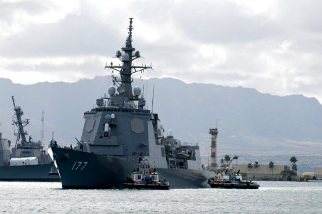 US Navy 100622-N-6674H-001 The Japan Maritime Self-Defense Force guided-missile destroyer JS Atago (DDG 177) arrives at Joint Base Pearl Harbor-Hickam for Rim of the Pacific (RIMPAC) 2010