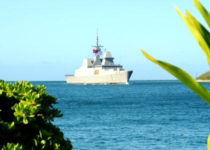US Navy 100623-N-8539M-704 The Republic of Singapore Navy Formidable-class frigate RSS Supreme (73) arrives at Joint Base Pearl Harbor-Hickam to participate in Rim of the Pacific (RIMPAC) 2010