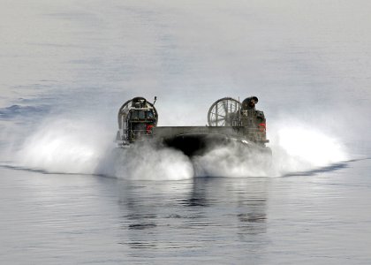 US Navy 100622-N-1082Z-003 Landing Craft Air Cushion (LCAC) 67, assigned to Assault Craft Unit (ACU) 4 photo