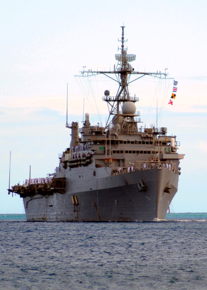US Navy 100624-N-6854D-136 USS Cleveland (LPD 7) pulls into Joint Base Pearl Harbor-Hickam, Hawaii, to support RIMPAC 2010